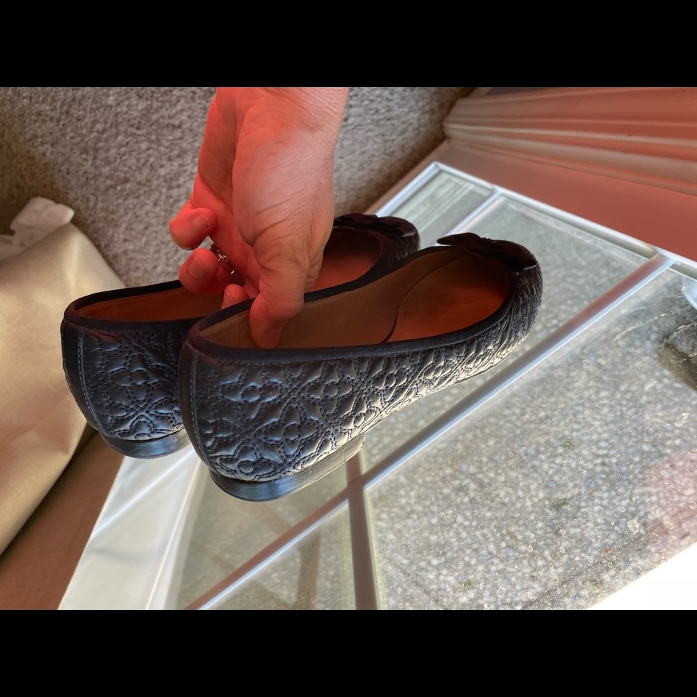 Tory Burch Quilted Marion Flats - Sophisticated Quiet Luxury - Gently worn. - Picture 11 of 11